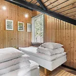 2 Bedroom Lovely In *