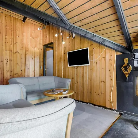 2 Bedroom Lovely In Melby