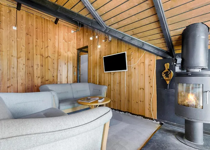 2 Bedroom Lovely In Melby