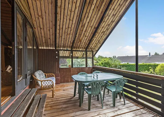 2 Bedroom Lovely In Melby